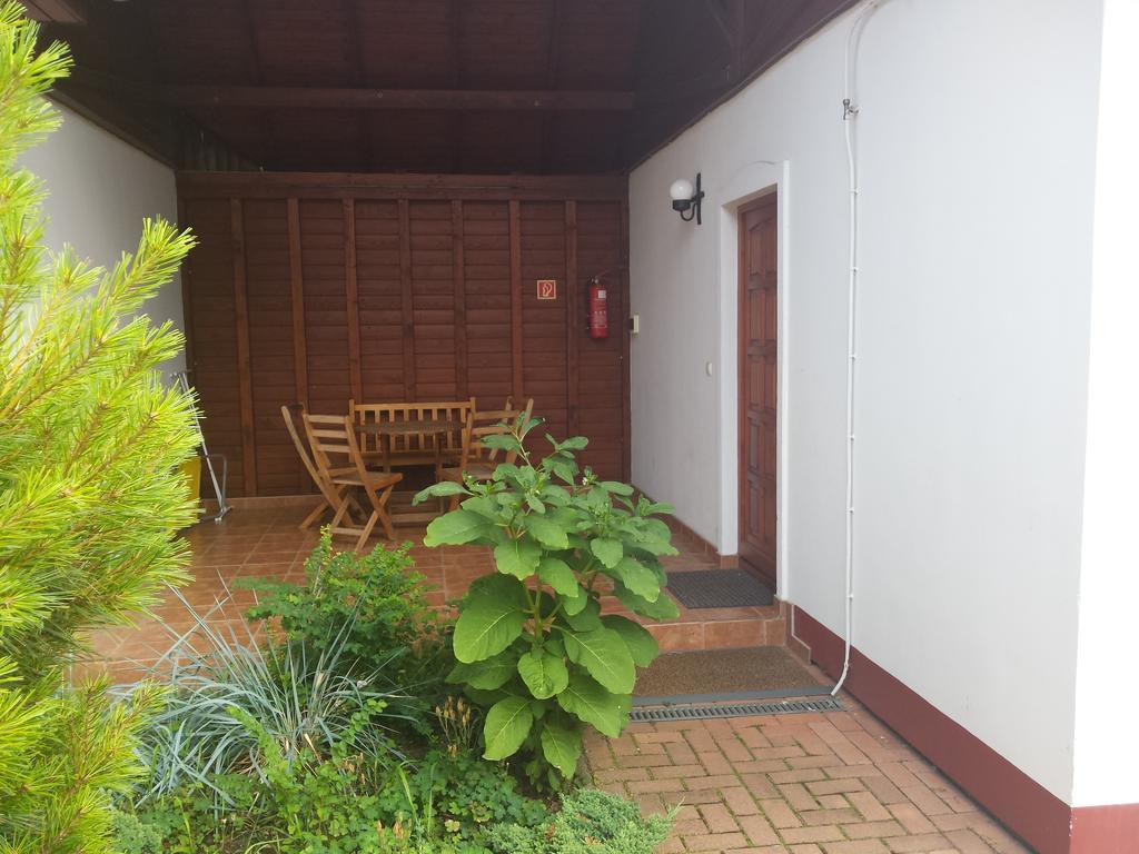 Nadas Panzio Tiszafüred Exterior foto