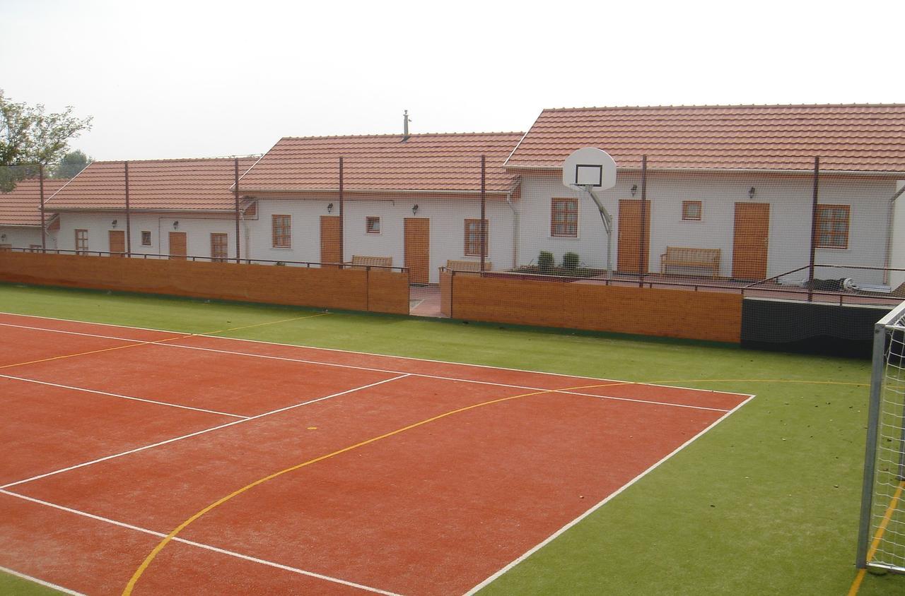Nadas Panzio Tiszafüred Exterior foto